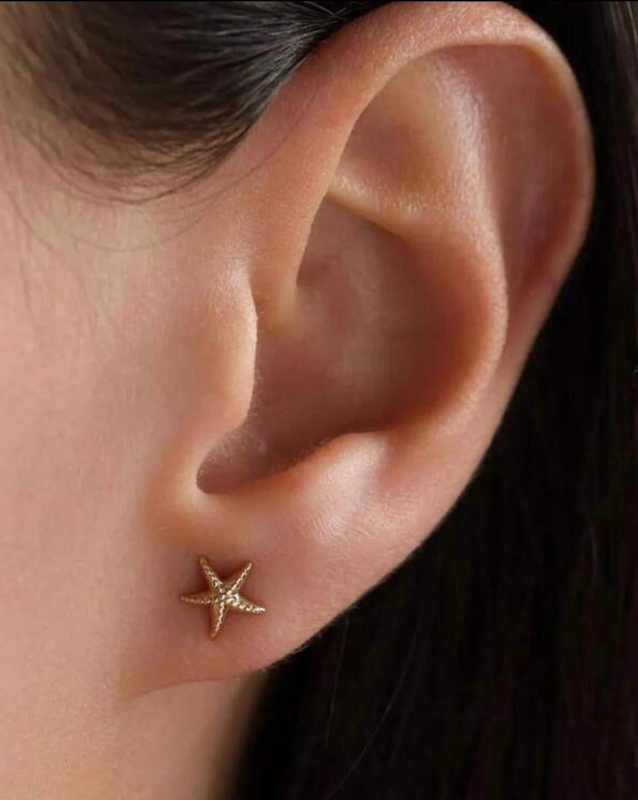 Gold Starfish Stud Earrings
