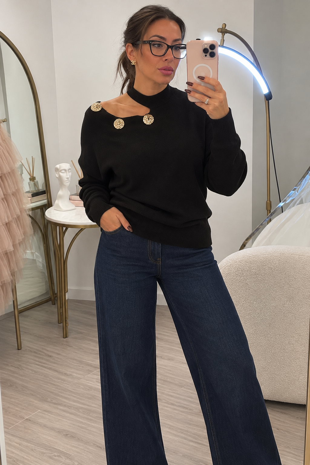 Off sholder button jumper